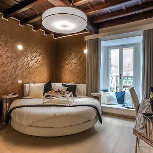 Spagna Luxury'n Trevi ** Roma