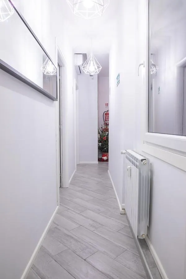 Candia Vatican Suites 2*, Rome